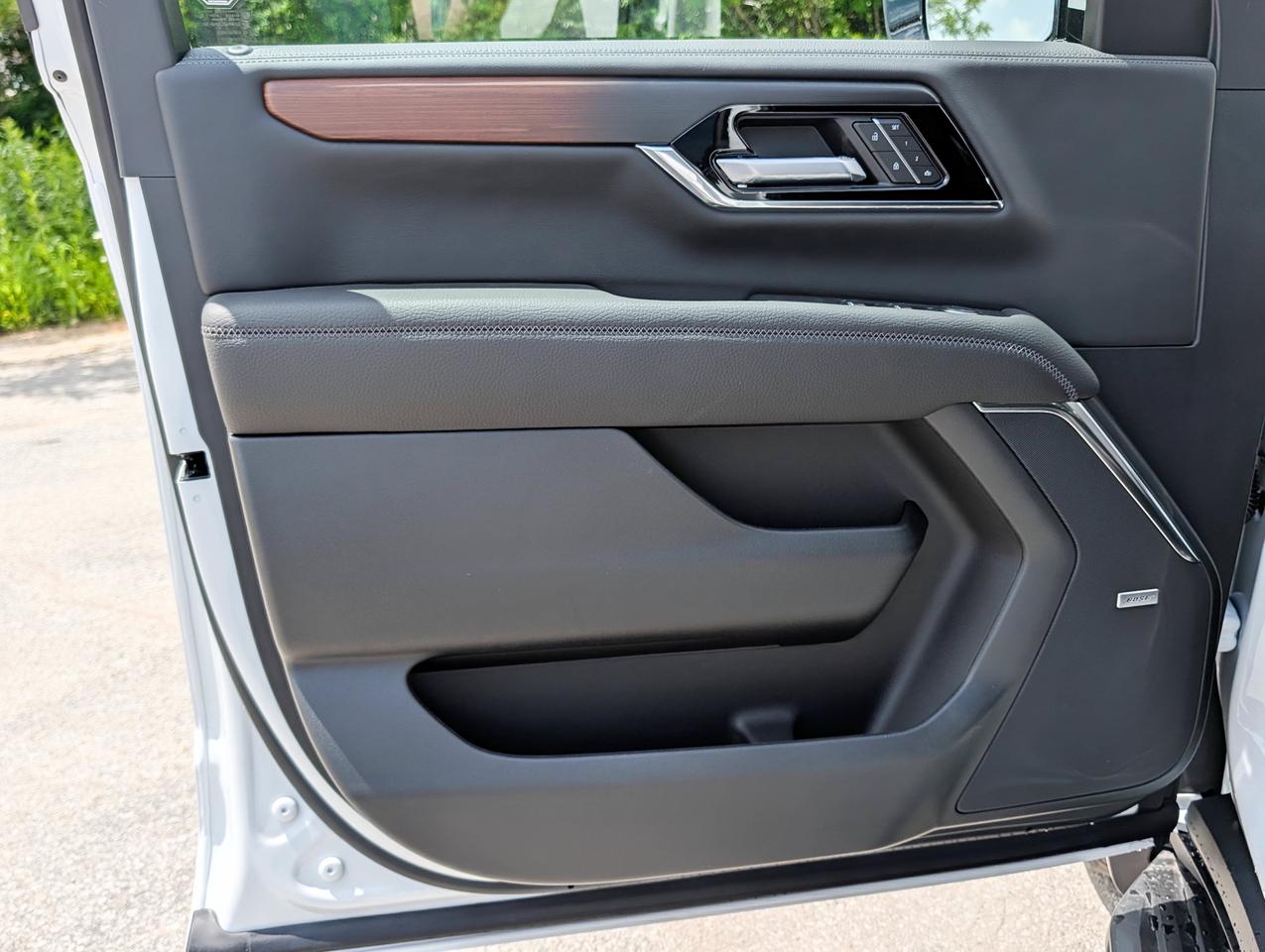 2026 GMC Yukon Denali Photo