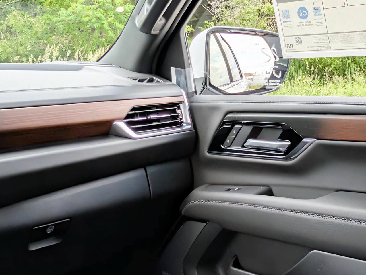 2026 GMC Yukon Denali Photo
