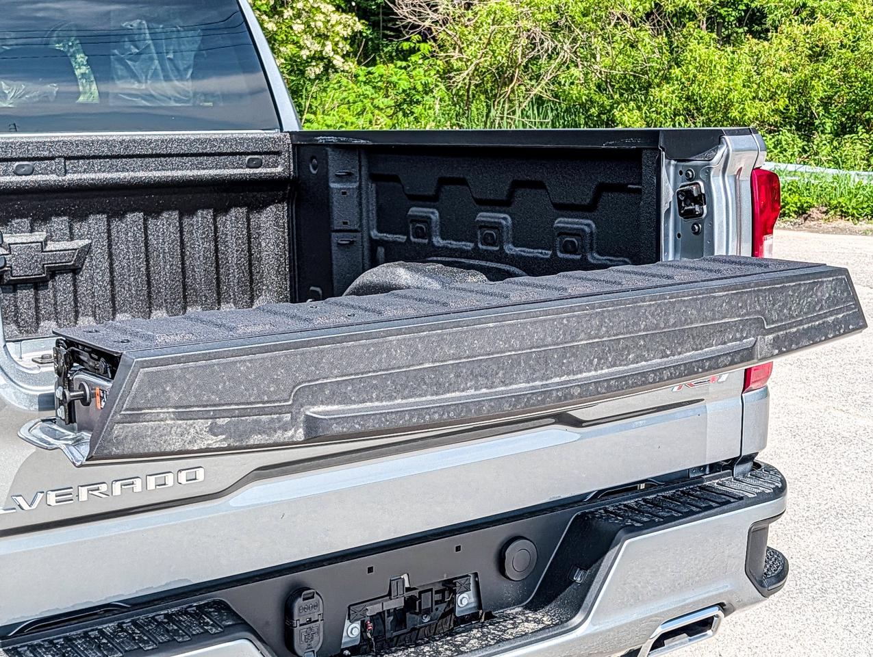2026 Chevrolet Silverado 1500 RST Photo