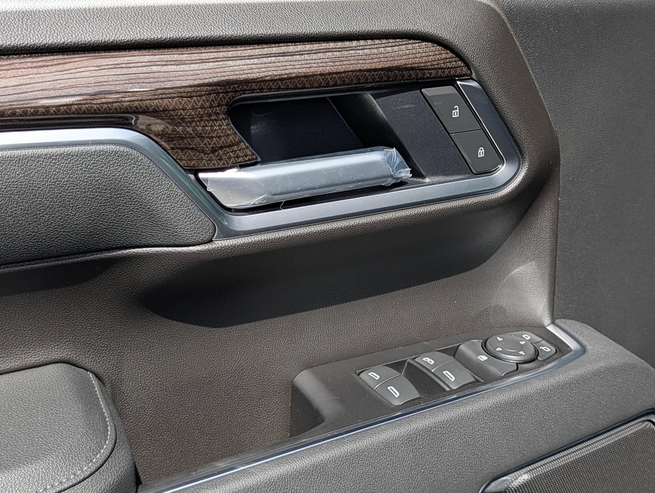 2026 Chevrolet Silverado 1500 RST Photo