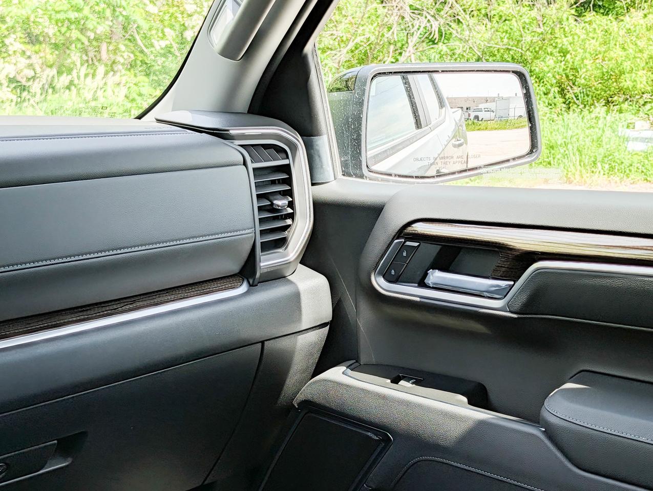 2026 Chevrolet Silverado 1500 RST Photo