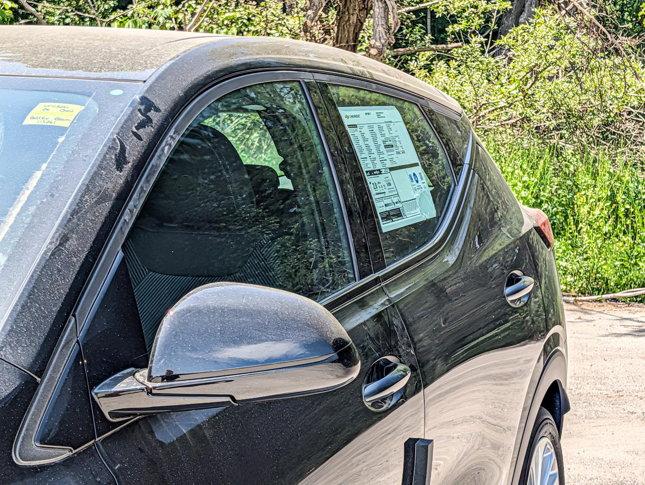 2027 Chevrolet Bolt LT Photo