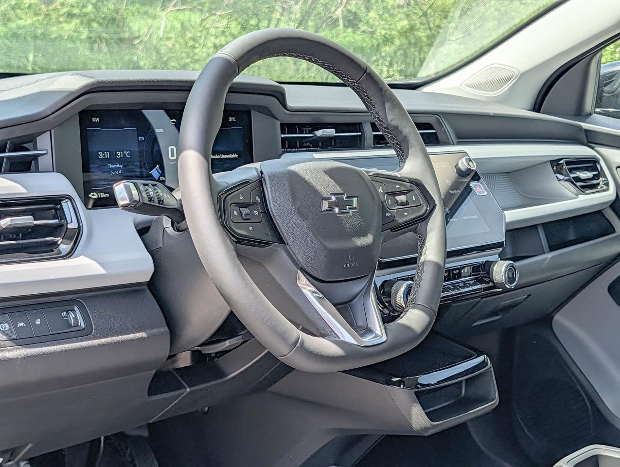 2027 Chevrolet Bolt LT Photo