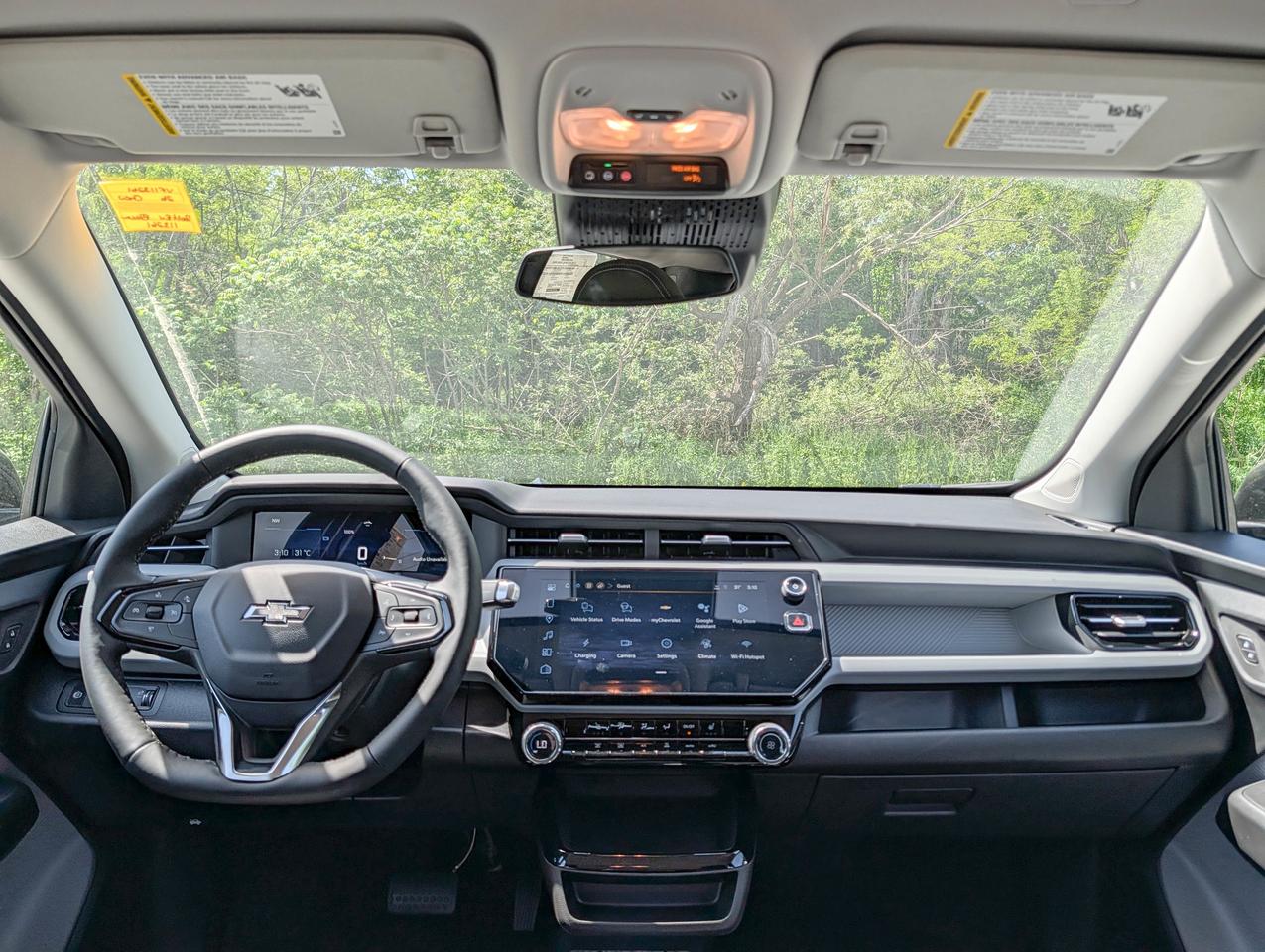 2027 Chevrolet Bolt LT Photo