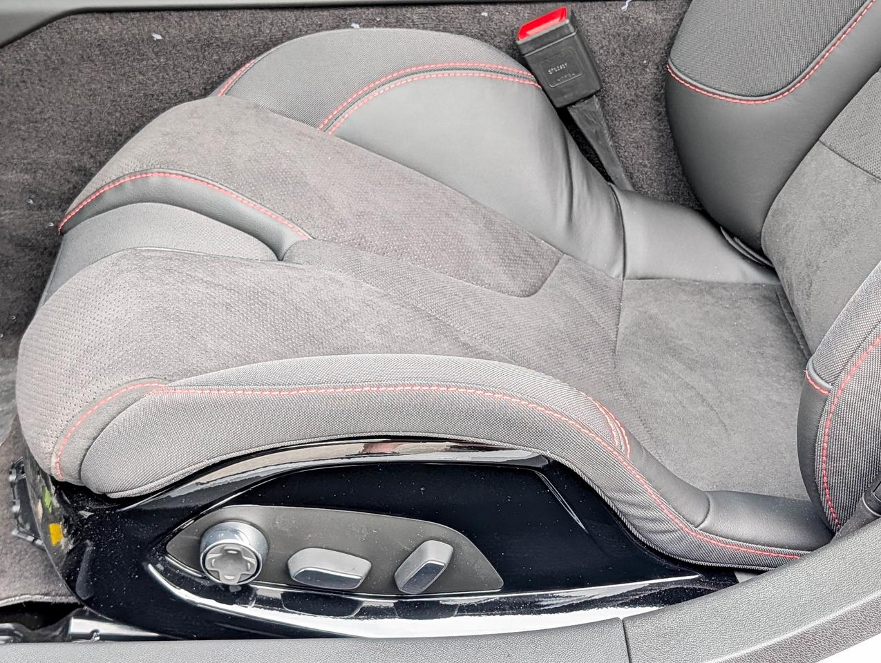 2026 Chevrolet Corvette 2LT Photo