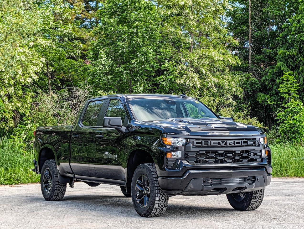 2026 Chevrolet Silverado 1500 Custom Trail Boss Photo2