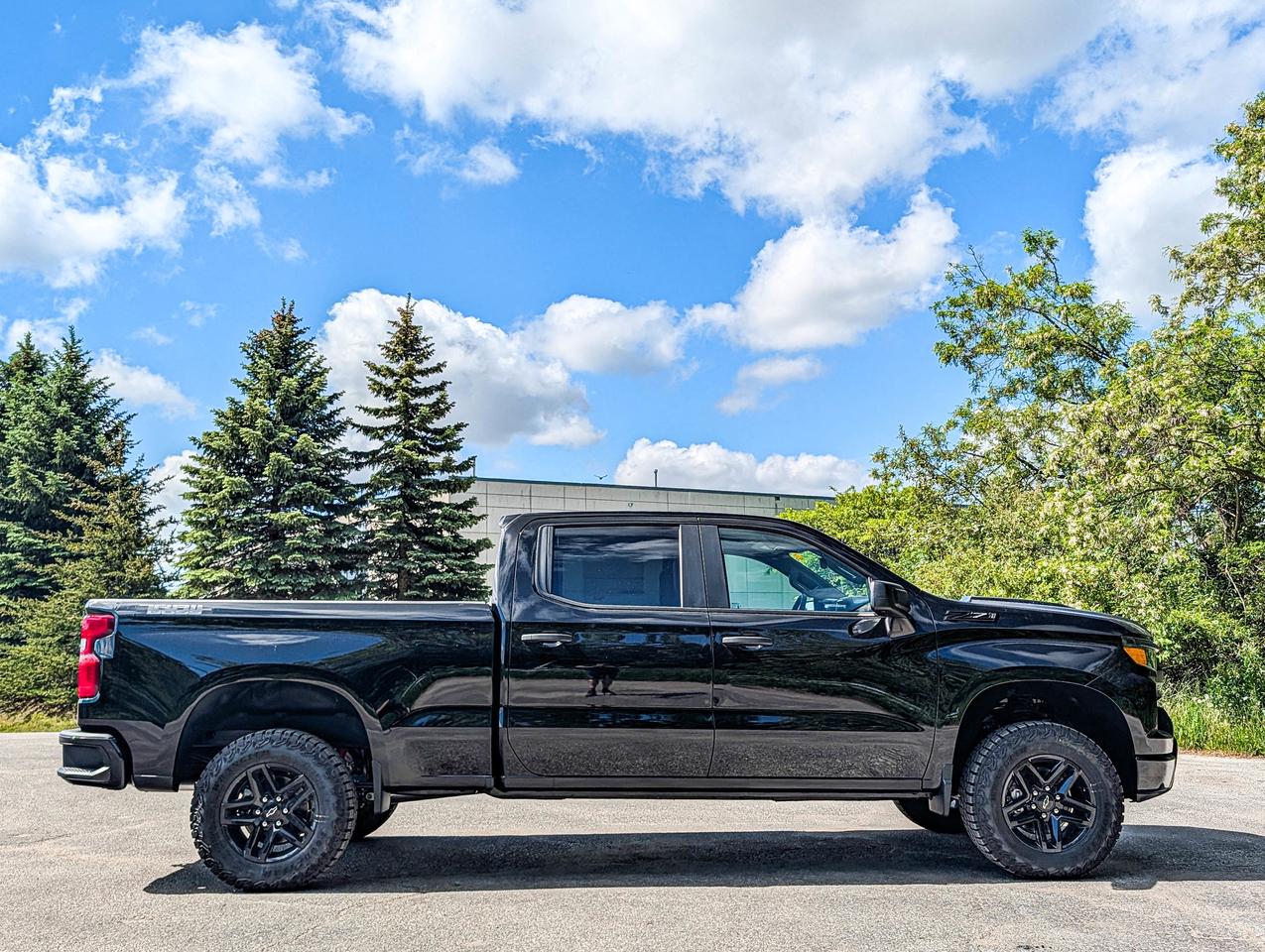 2026 Chevrolet Silverado 1500 Custom Trail Boss Photo