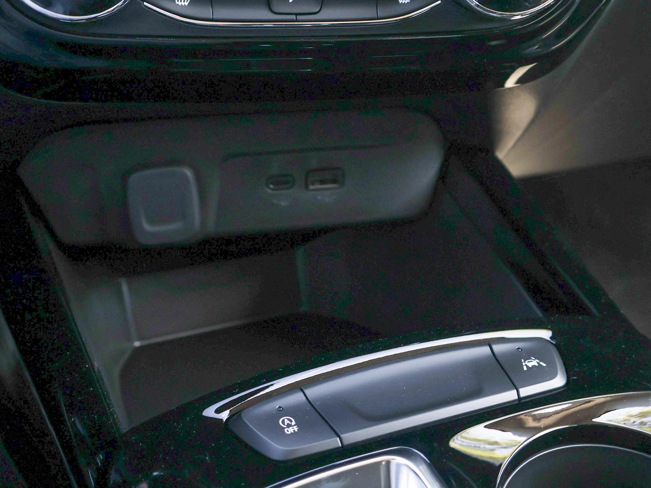2026 Chevrolet Trax LT Photo