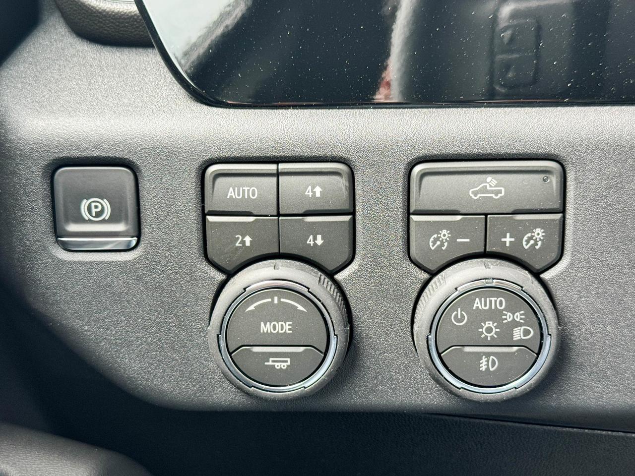 2026 Chevrolet Silverado 1500 RST Photo