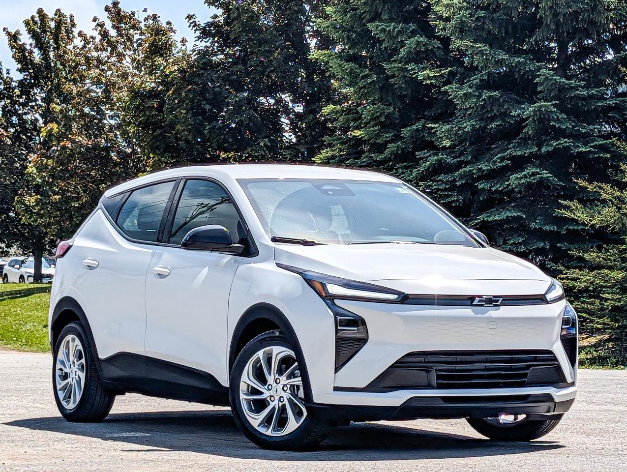 2027 Chevrolet Bolt LT Photo