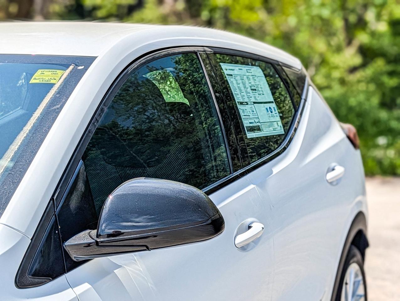 2027 Chevrolet Bolt LT Photo