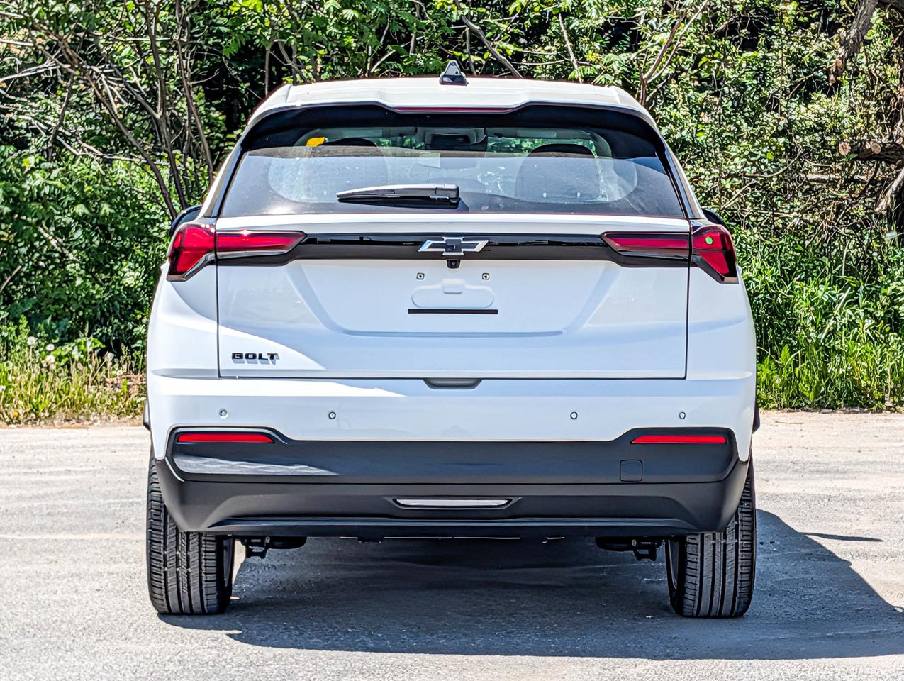 2027 Chevrolet Bolt LT Photo