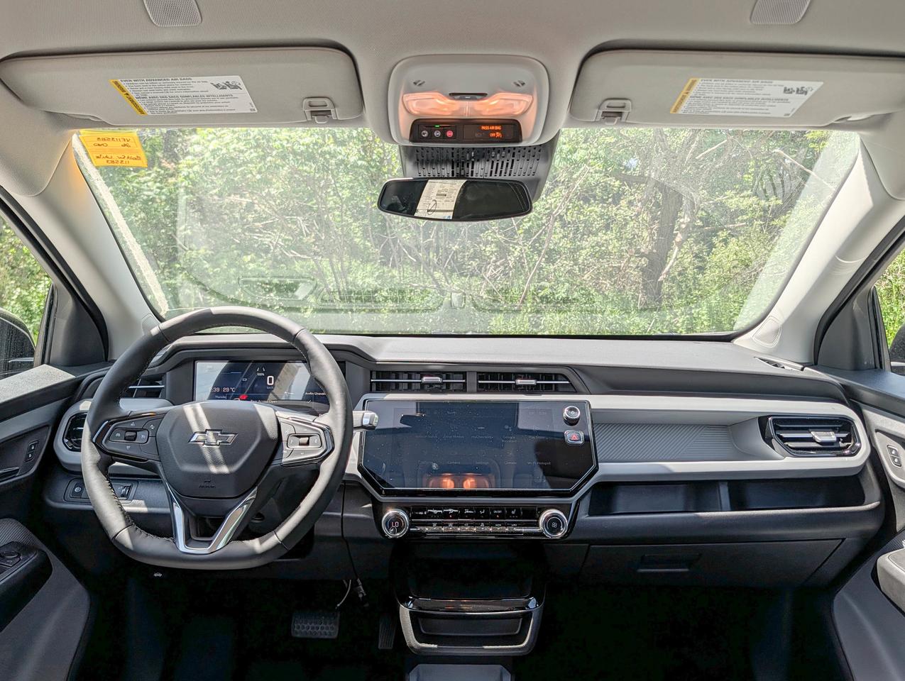 2027 Chevrolet Bolt LT Photo
