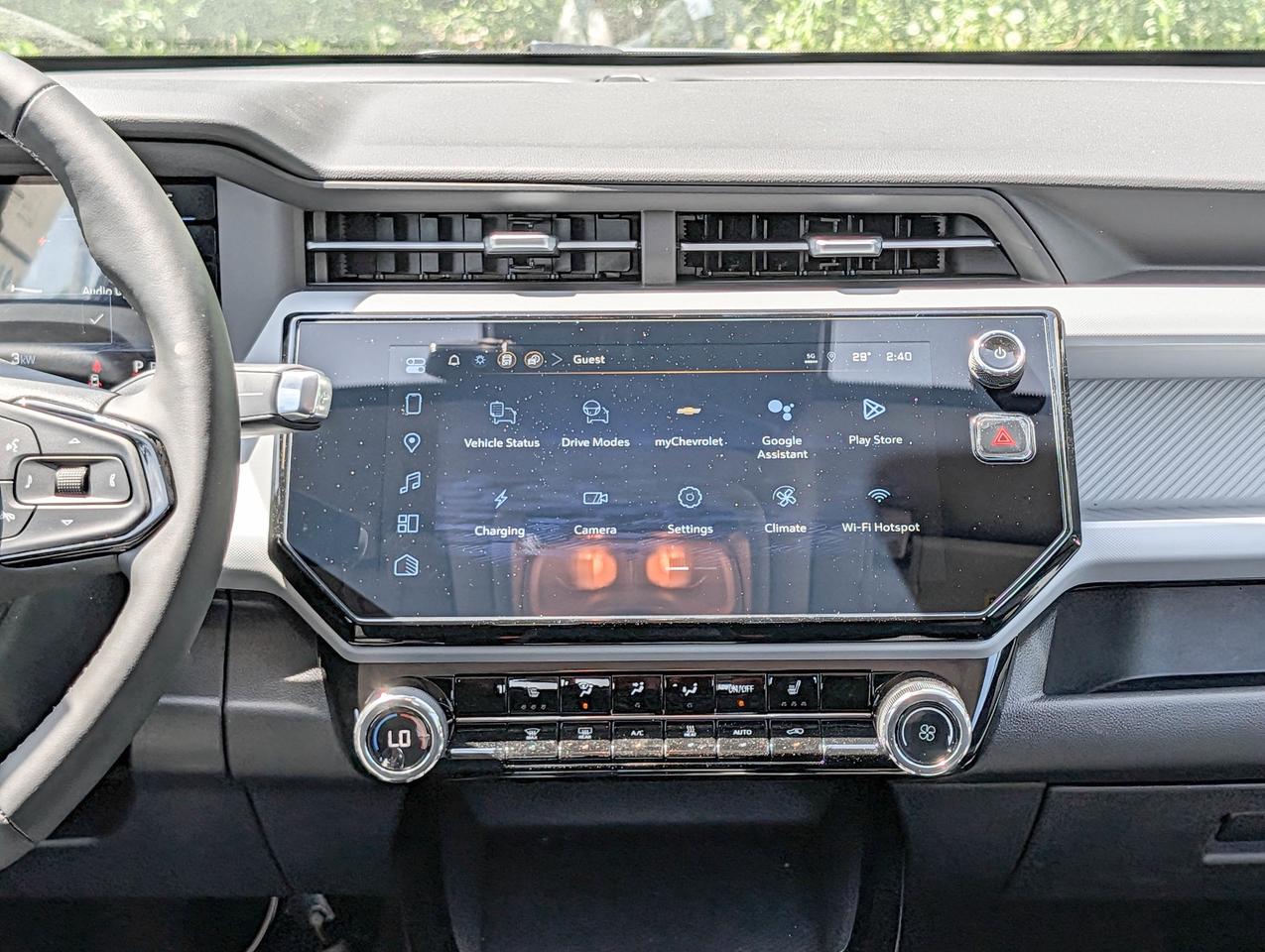 2027 Chevrolet Bolt LT Photo