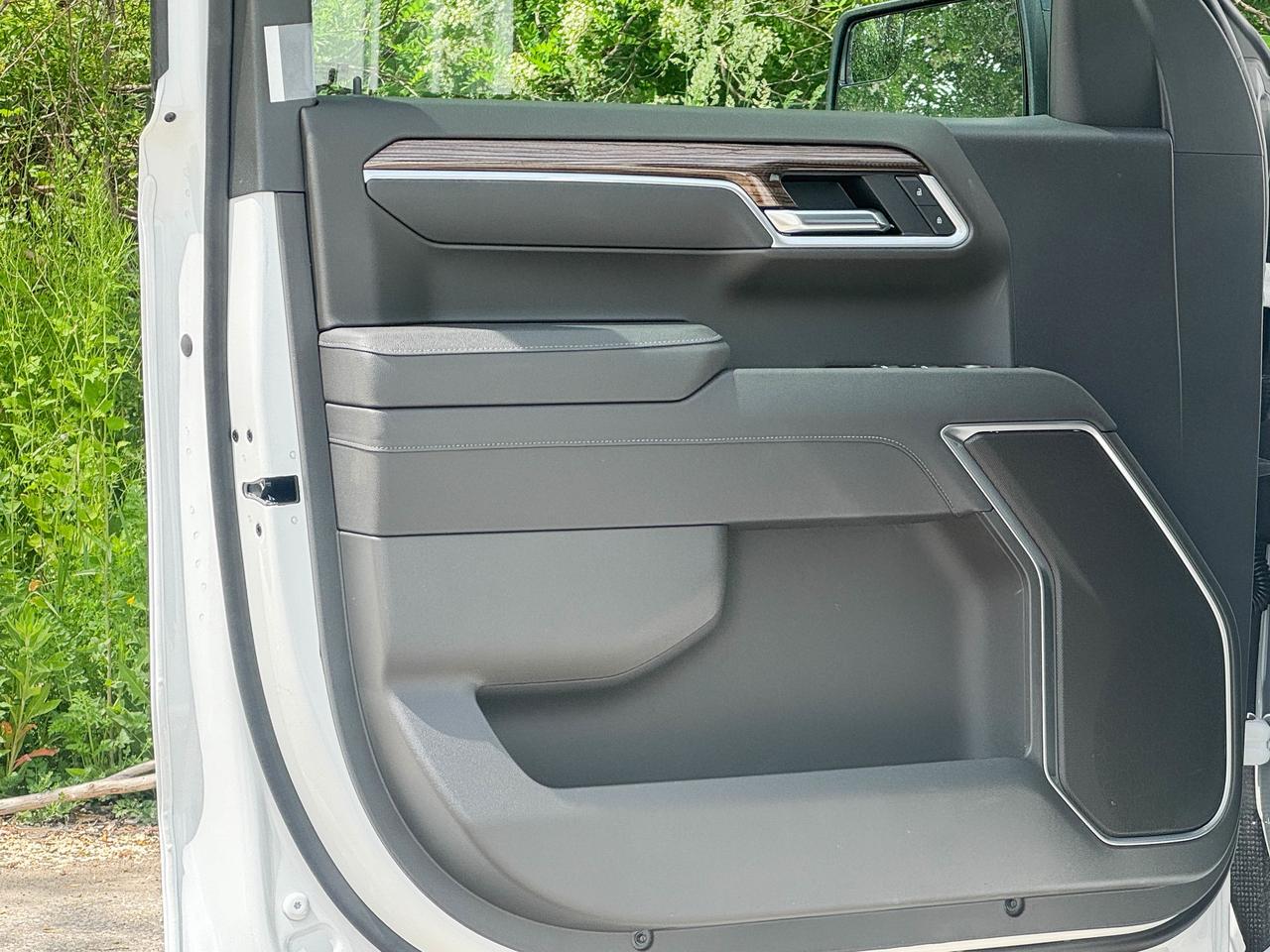 2026 Chevrolet Silverado 1500 RST Photo