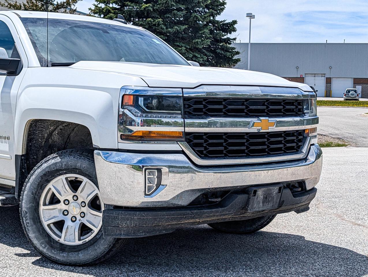 2018 Chevrolet Silverado 1500 LT Photo