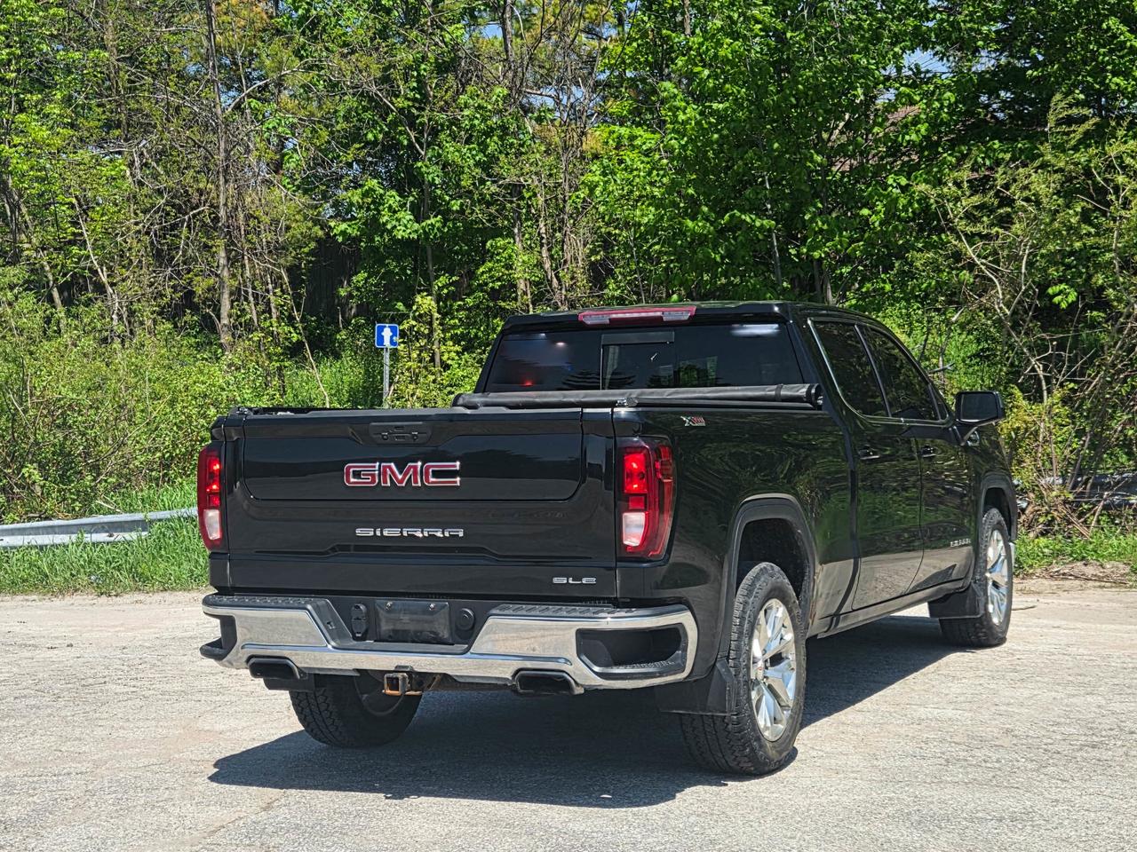 2022 GMC Sierra 1500 Limited SLE Photo