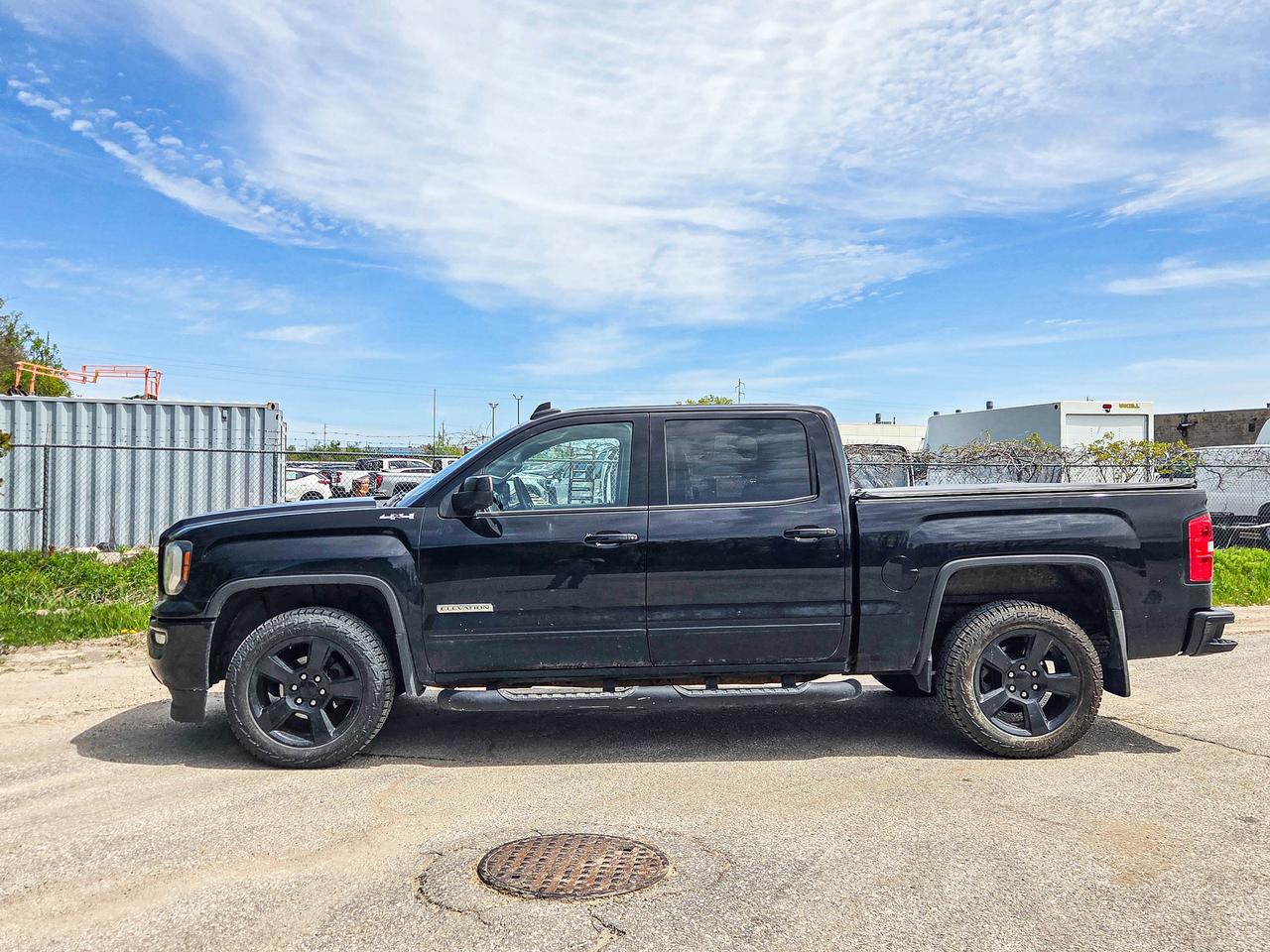 2017 GMC Sierra 1500 SLE Photo