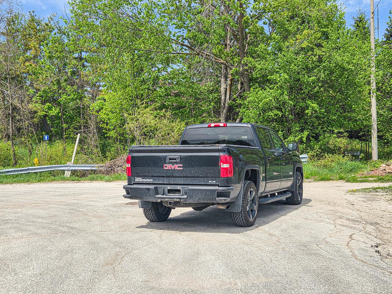 2017 GMC Sierra 1500 SLE Photo
