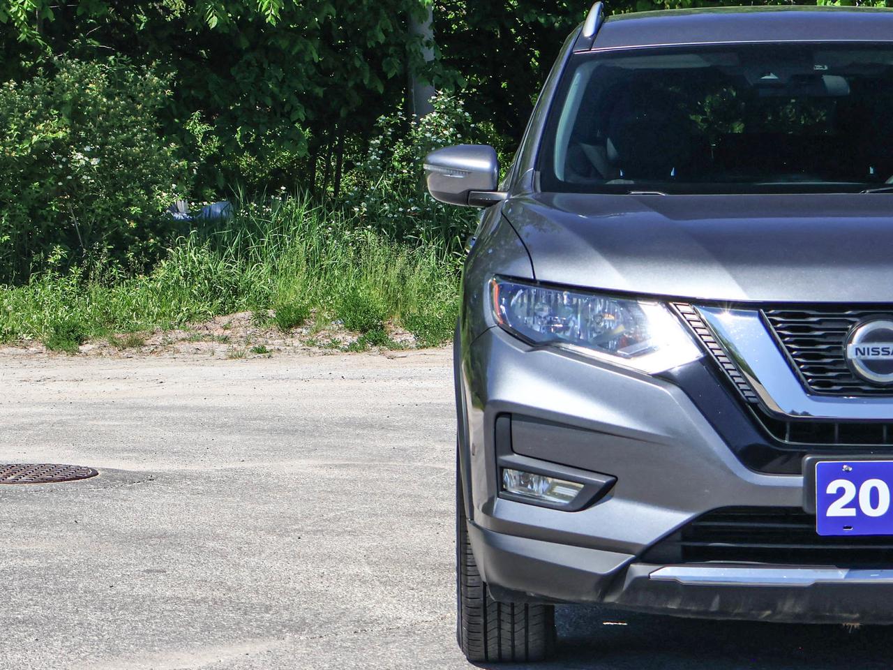 2019 Nissan Rogue SV Photo