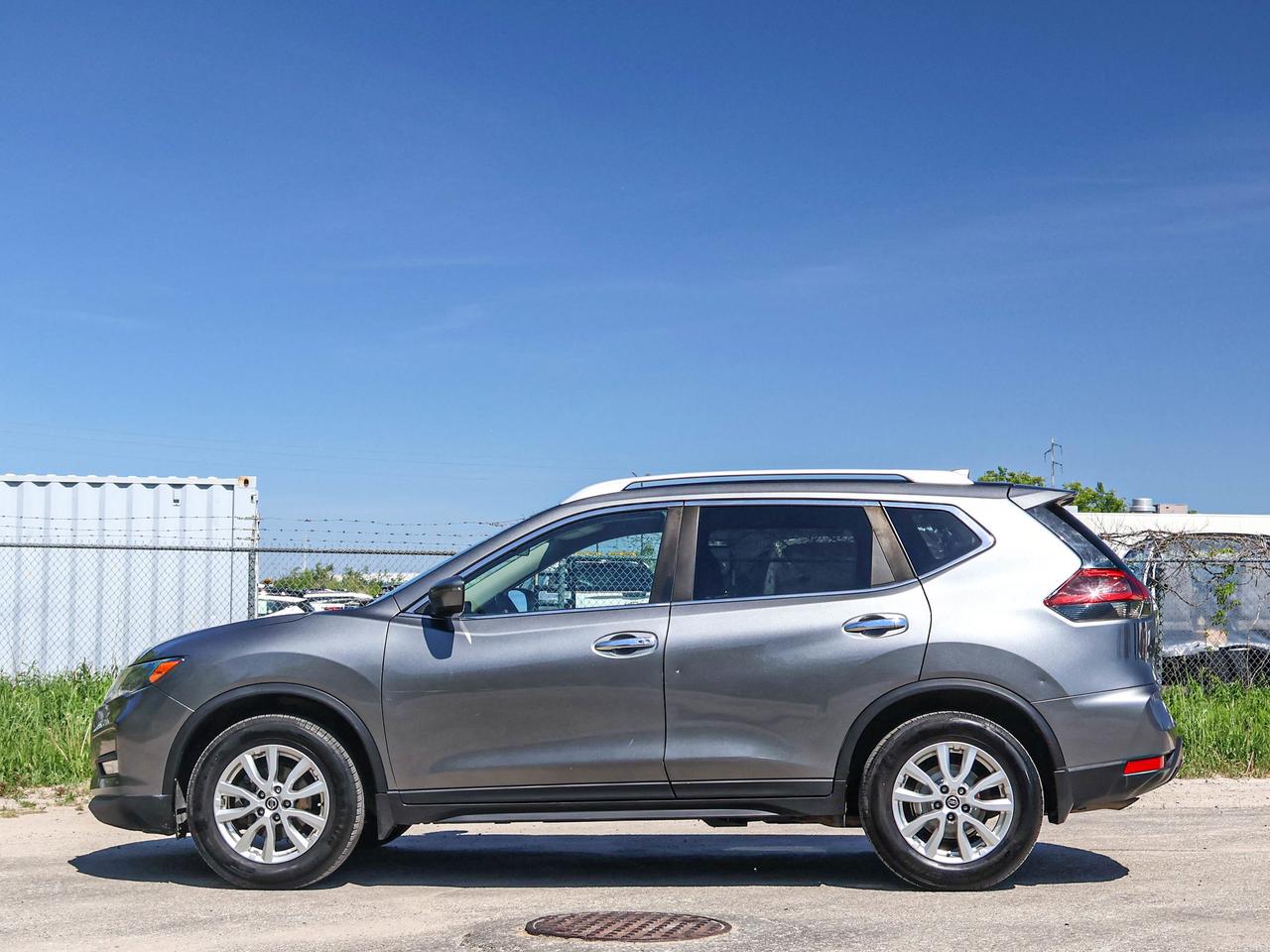 2019 Nissan Rogue SV Photo