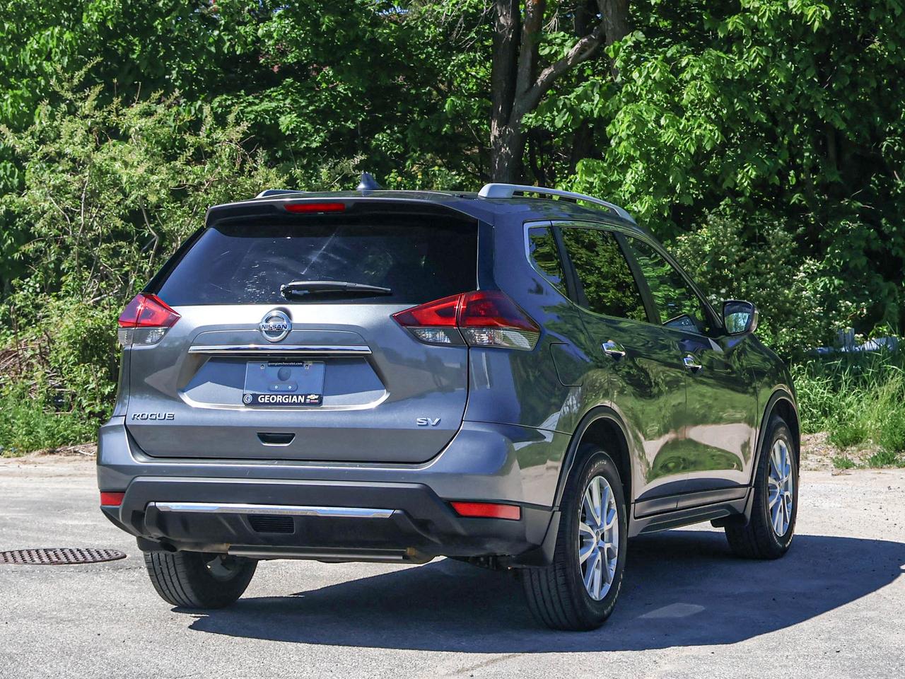 2019 Nissan Rogue SV Photo