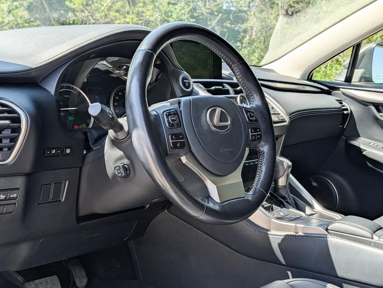 2021 Lexus NX 300H Photo