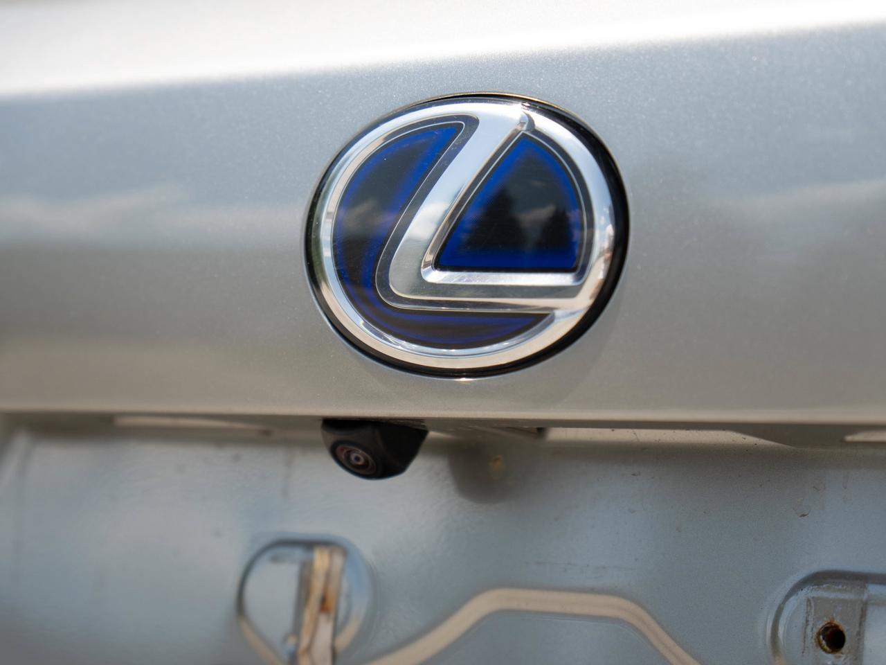2021 Lexus NX 300H Photo