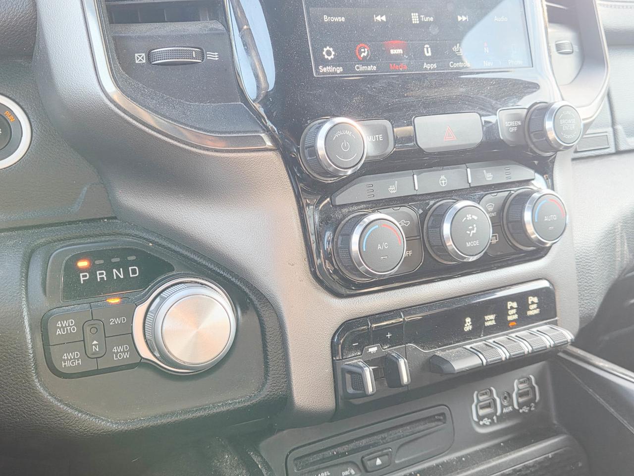 2019 RAM 1500 SPORT Photo