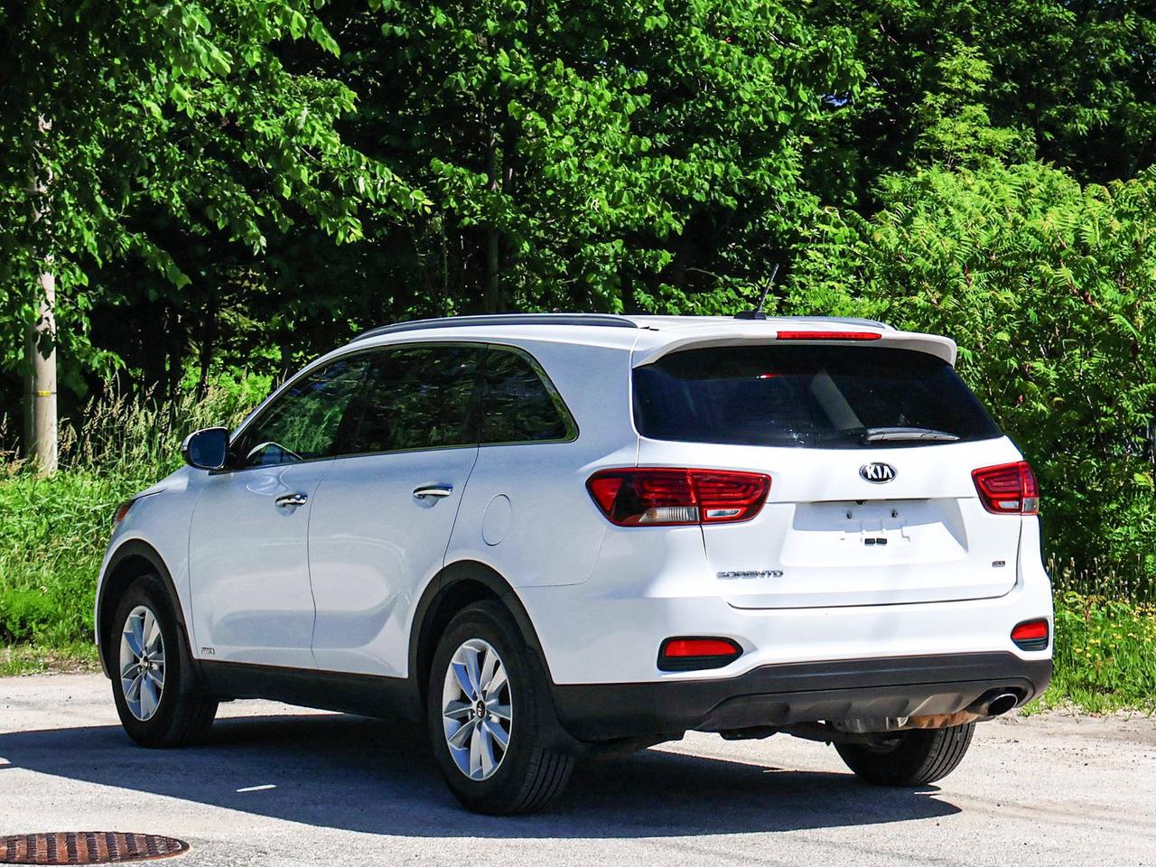 2019 Kia Sorento LX Photo