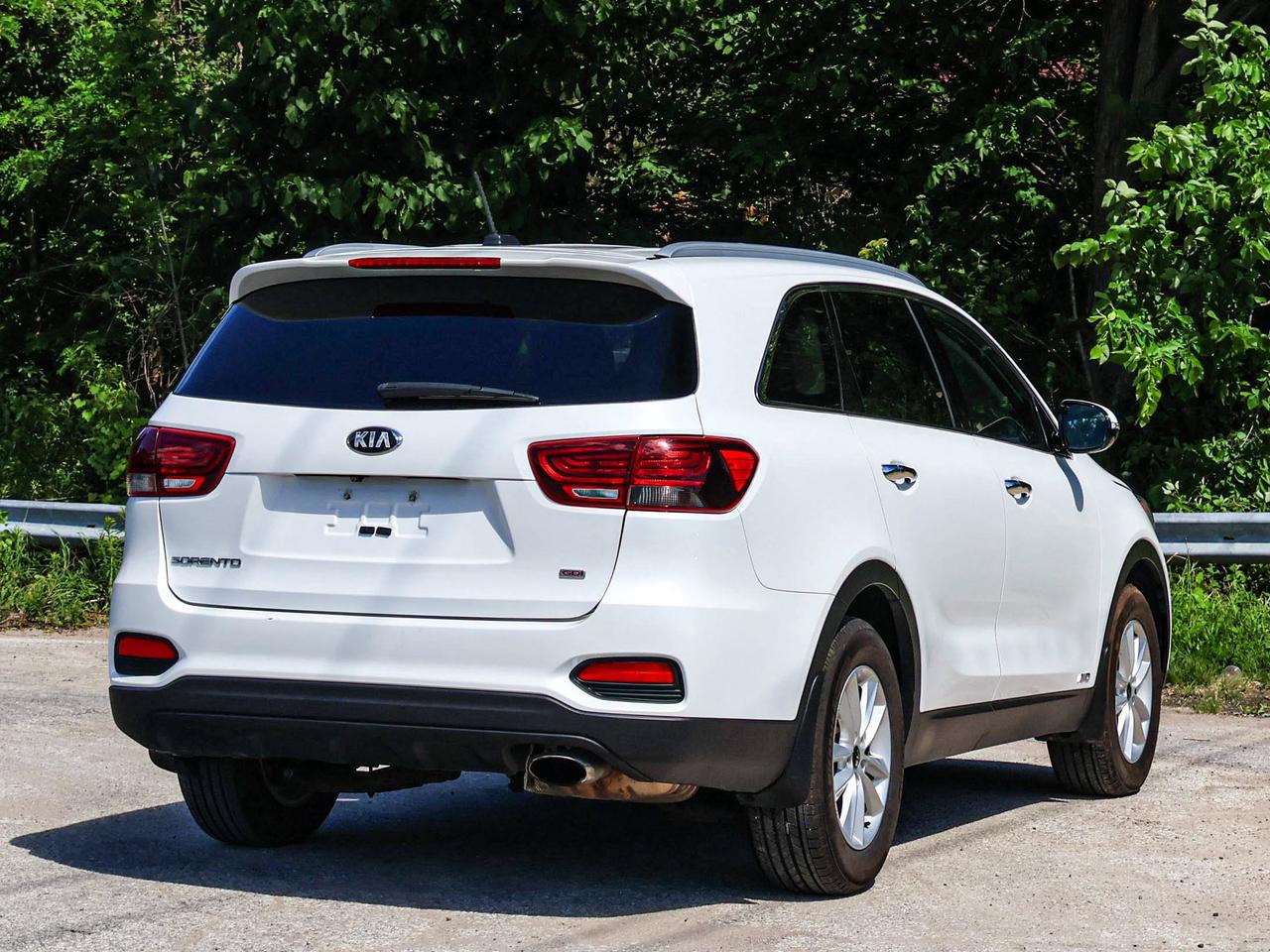 2019 Kia Sorento LX Photo