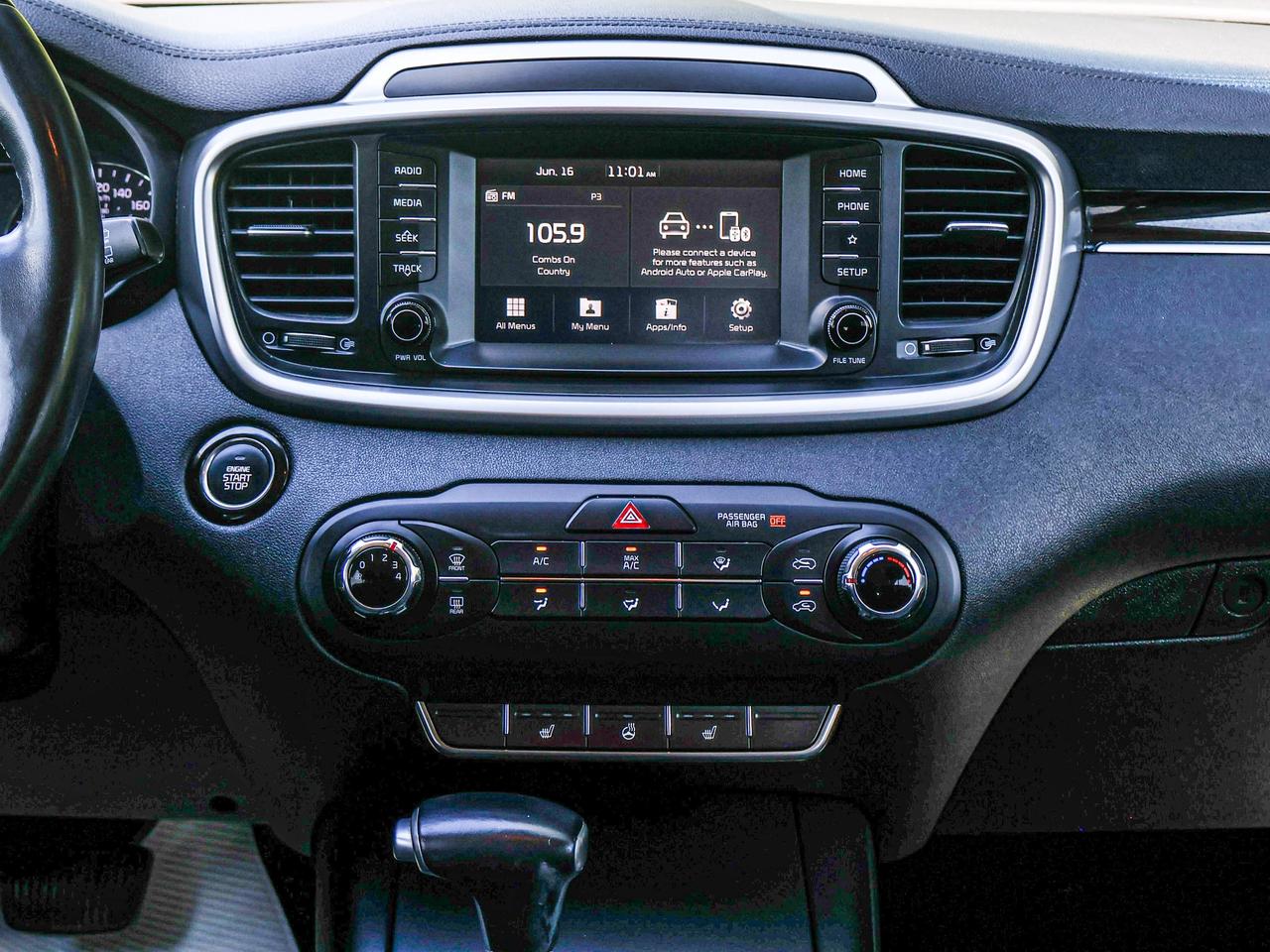 2019 Kia Sorento LX Photo