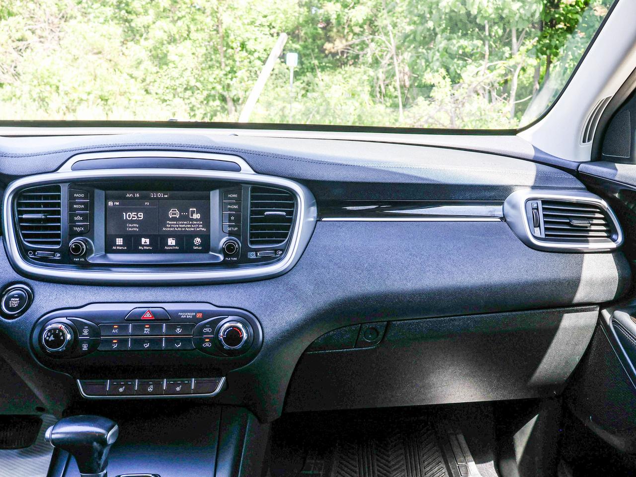 2019 Kia Sorento LX Photo