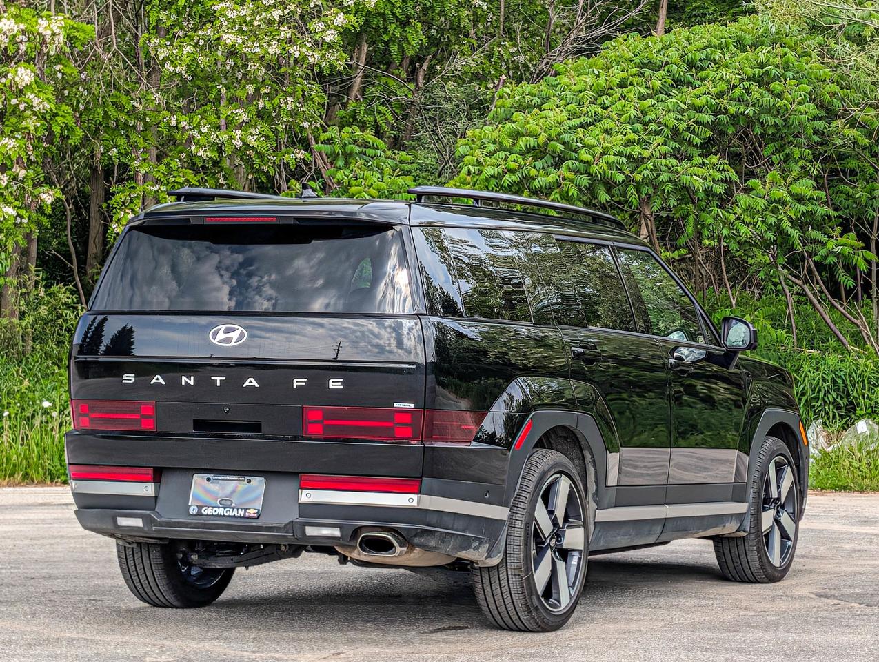2025 Hyundai Santa Fe Luxury Photo