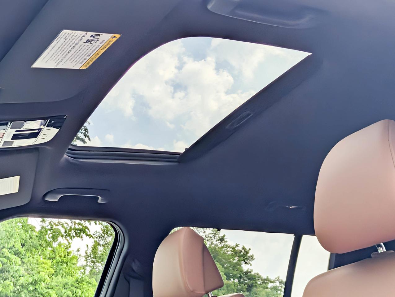 2025 Hyundai Santa Fe Luxury Photo