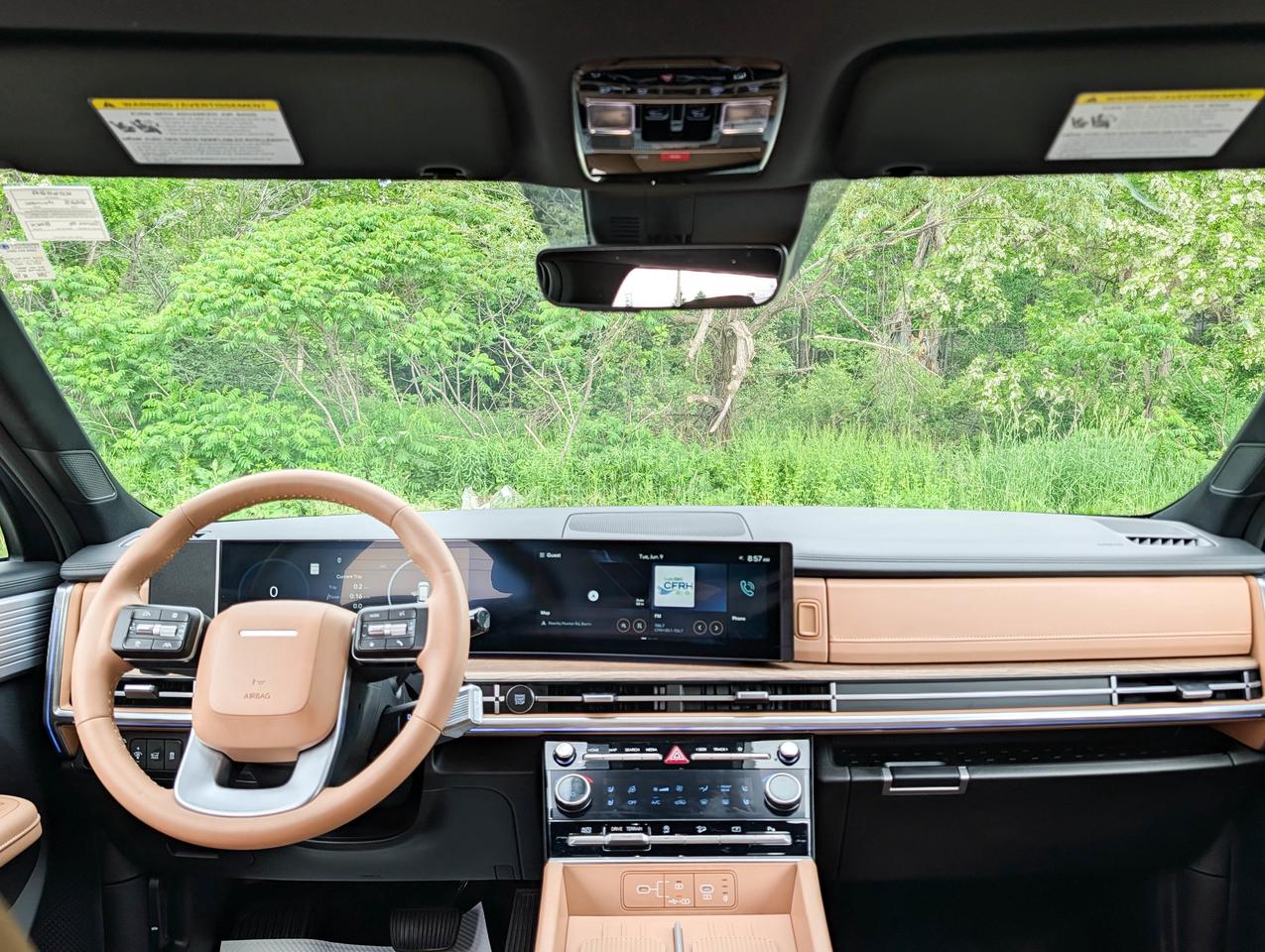 2025 Hyundai Santa Fe Luxury Photo