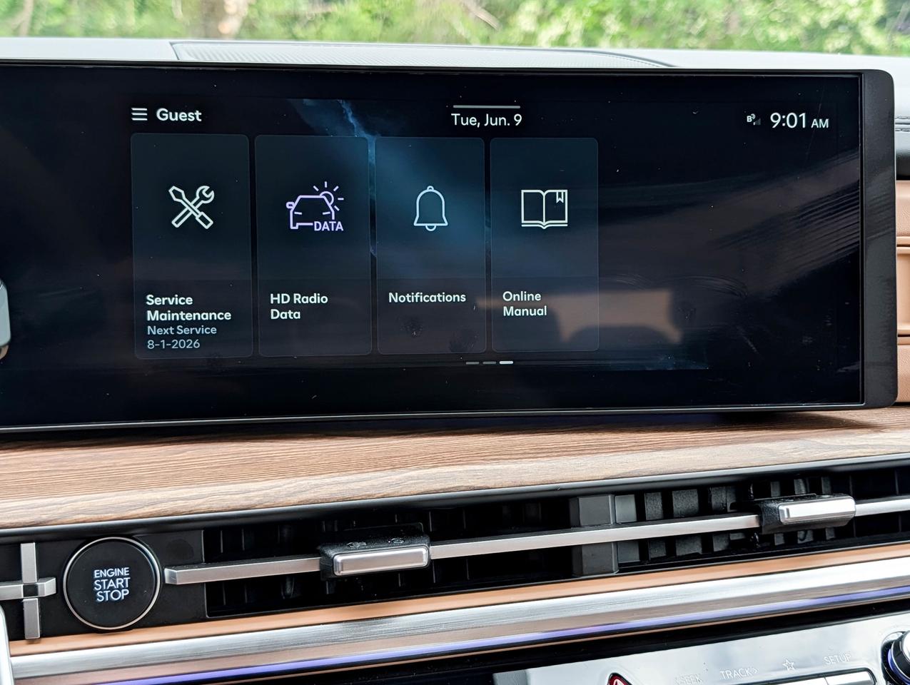 2025 Hyundai Santa Fe Luxury Photo