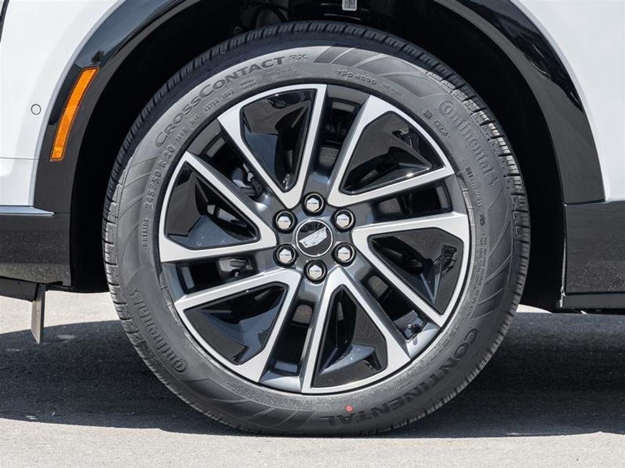 2026 Cadillac OPTIQ Sport Photo3