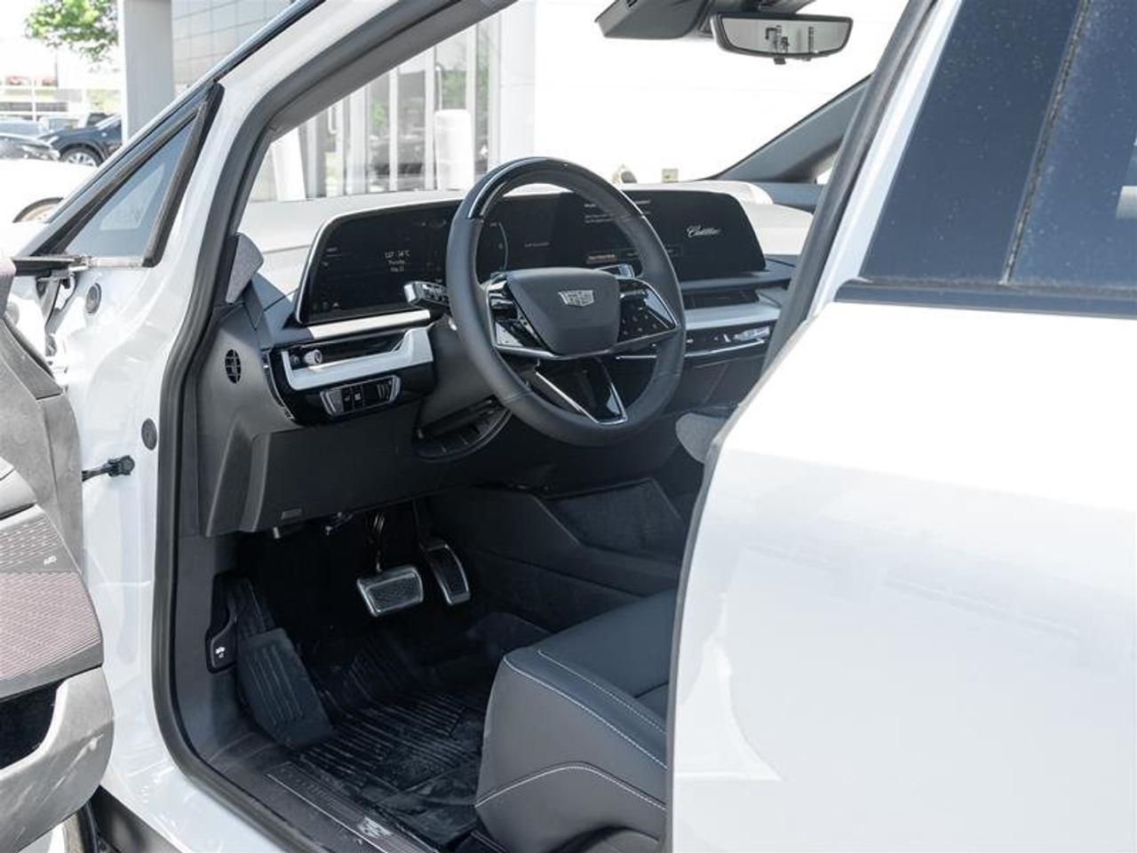 2026 Cadillac OPTIQ Sport Photo