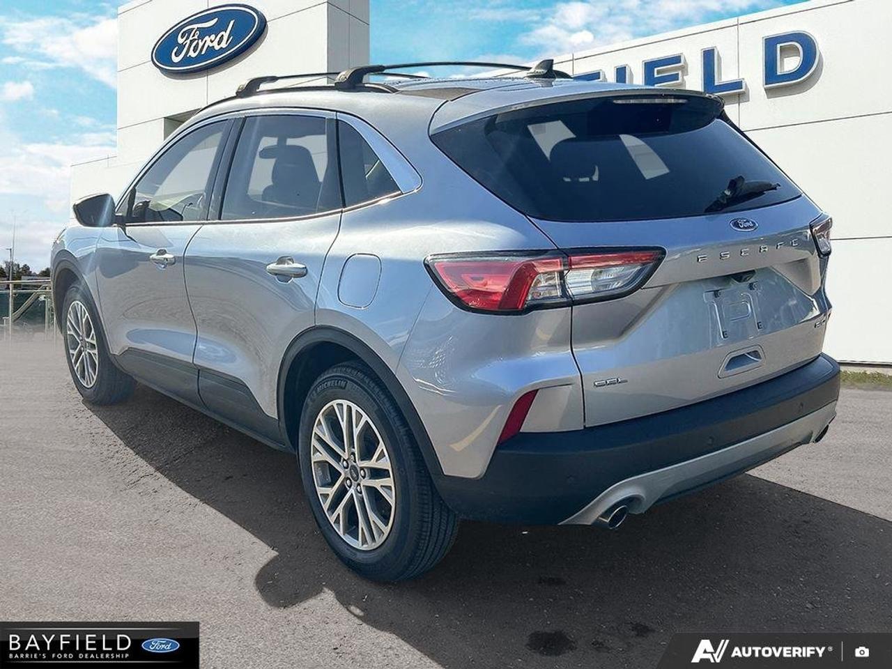 2022 Ford Escape SEL Photo3