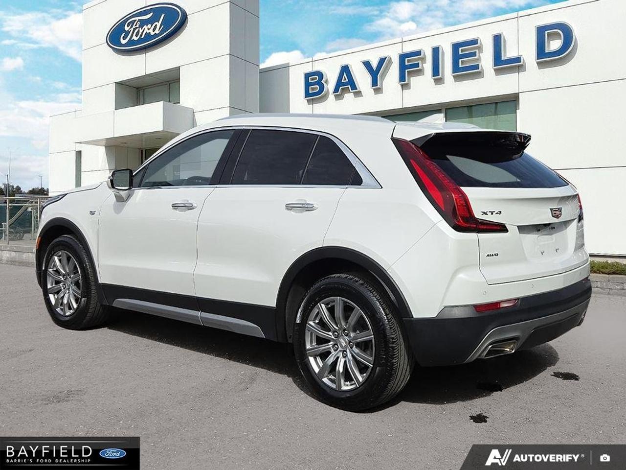 2023 Cadillac XT4 AWD Premium Luxury Photo3
