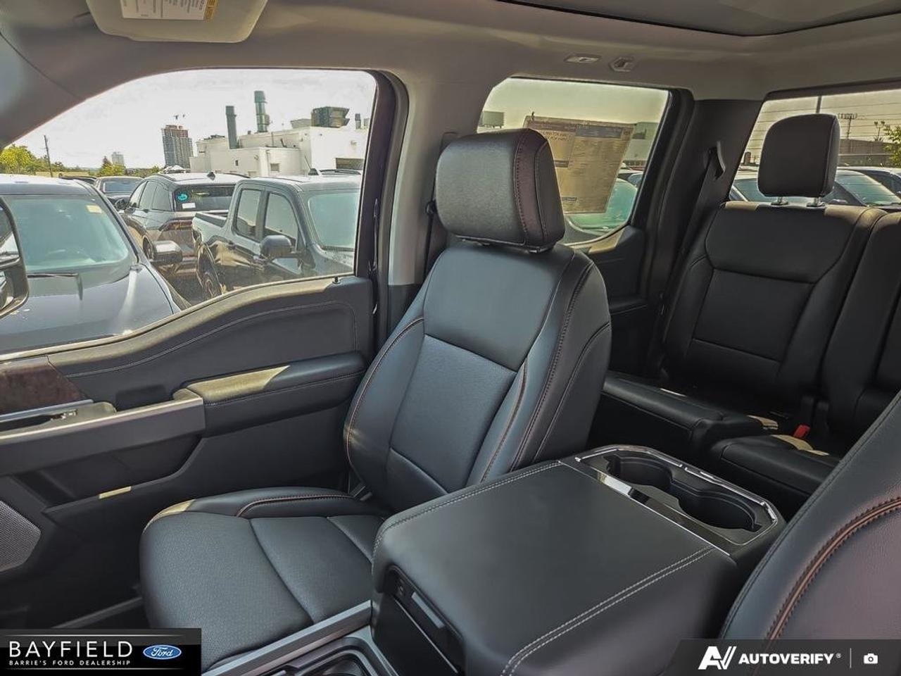 2026 Ford F-250 LARIAT Photo