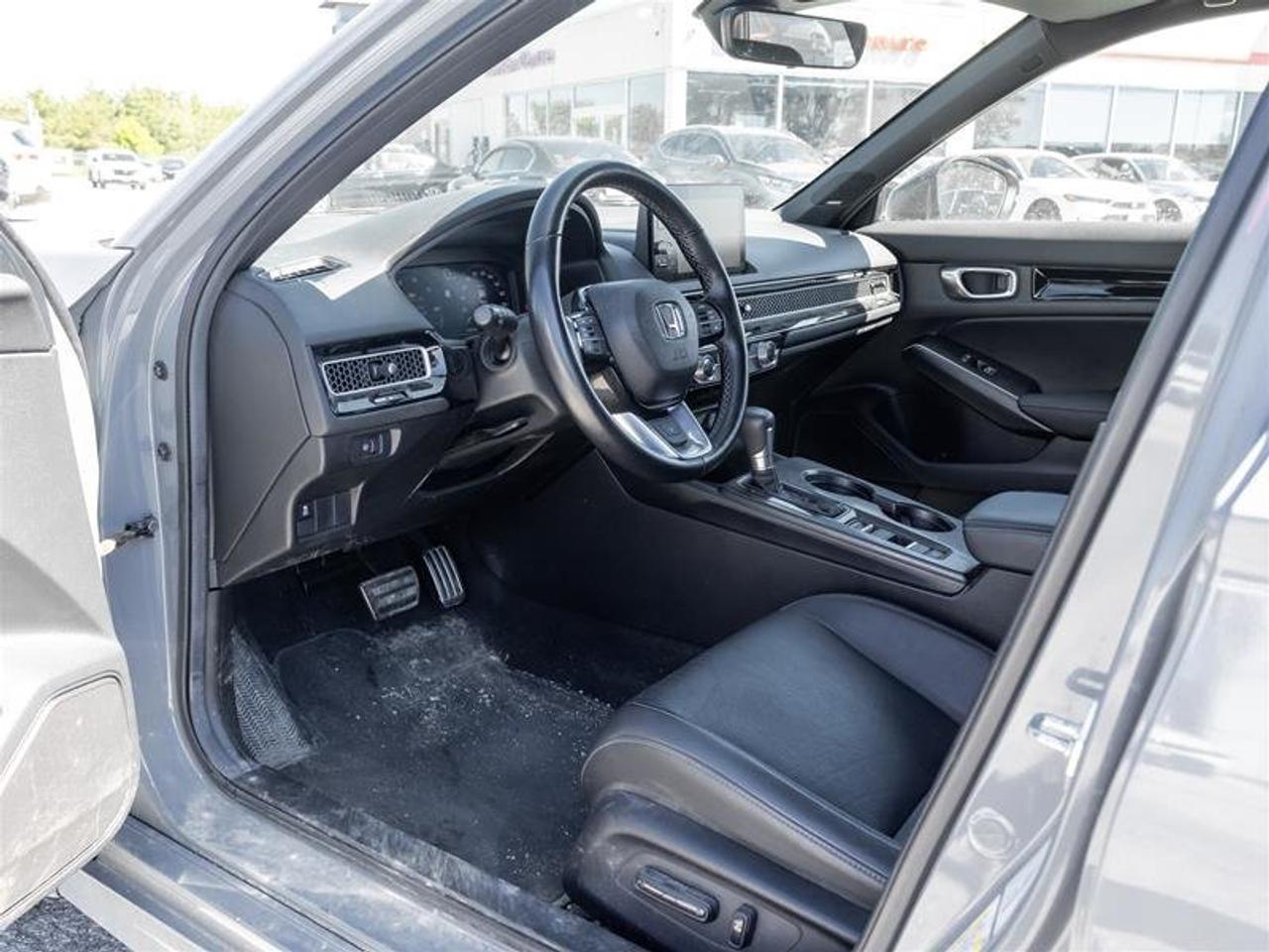 2025 Honda Civic Hybrid Sport Touring eCVT Sedan Photo