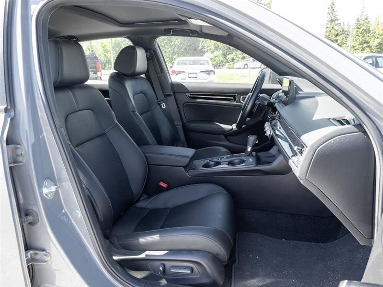 2025 Honda Civic Hybrid Sport Touring eCVT Sedan Photo