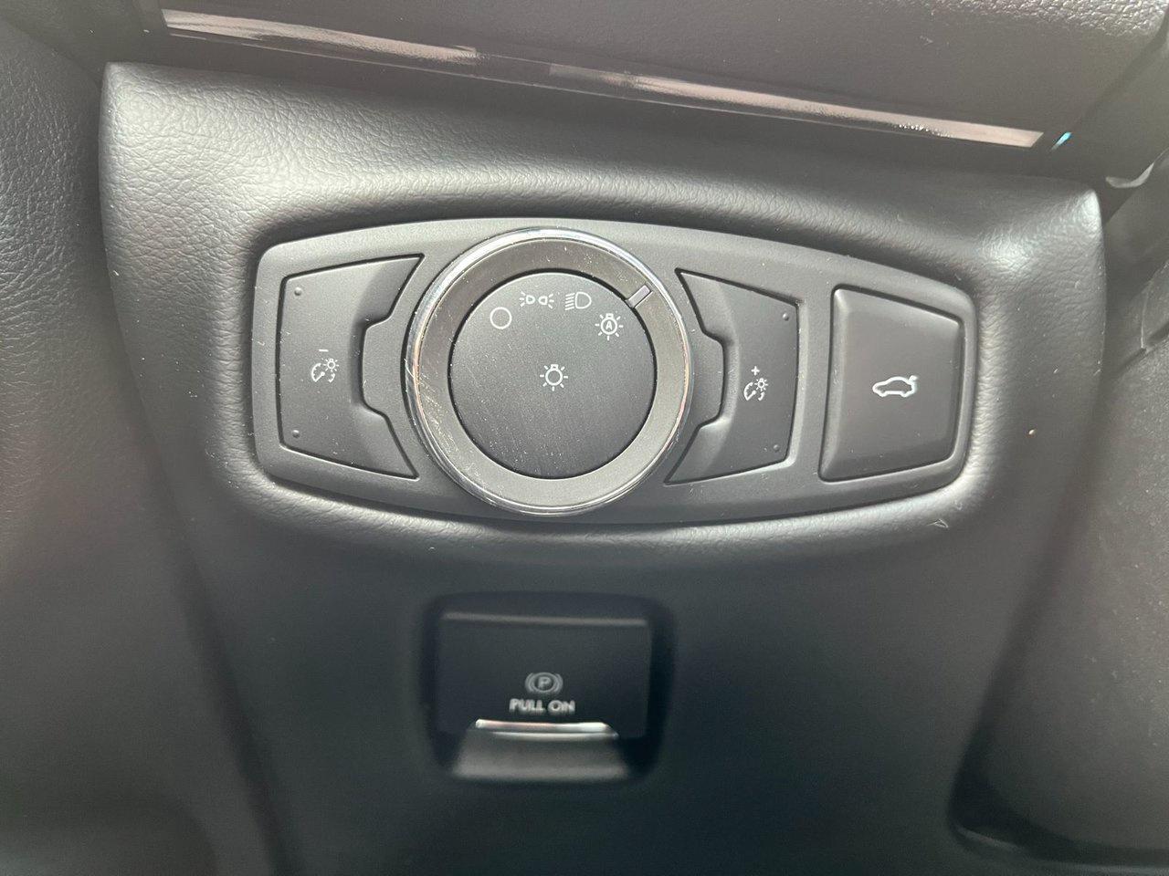 2020 Lincoln MKZ Reserve AWD Photo