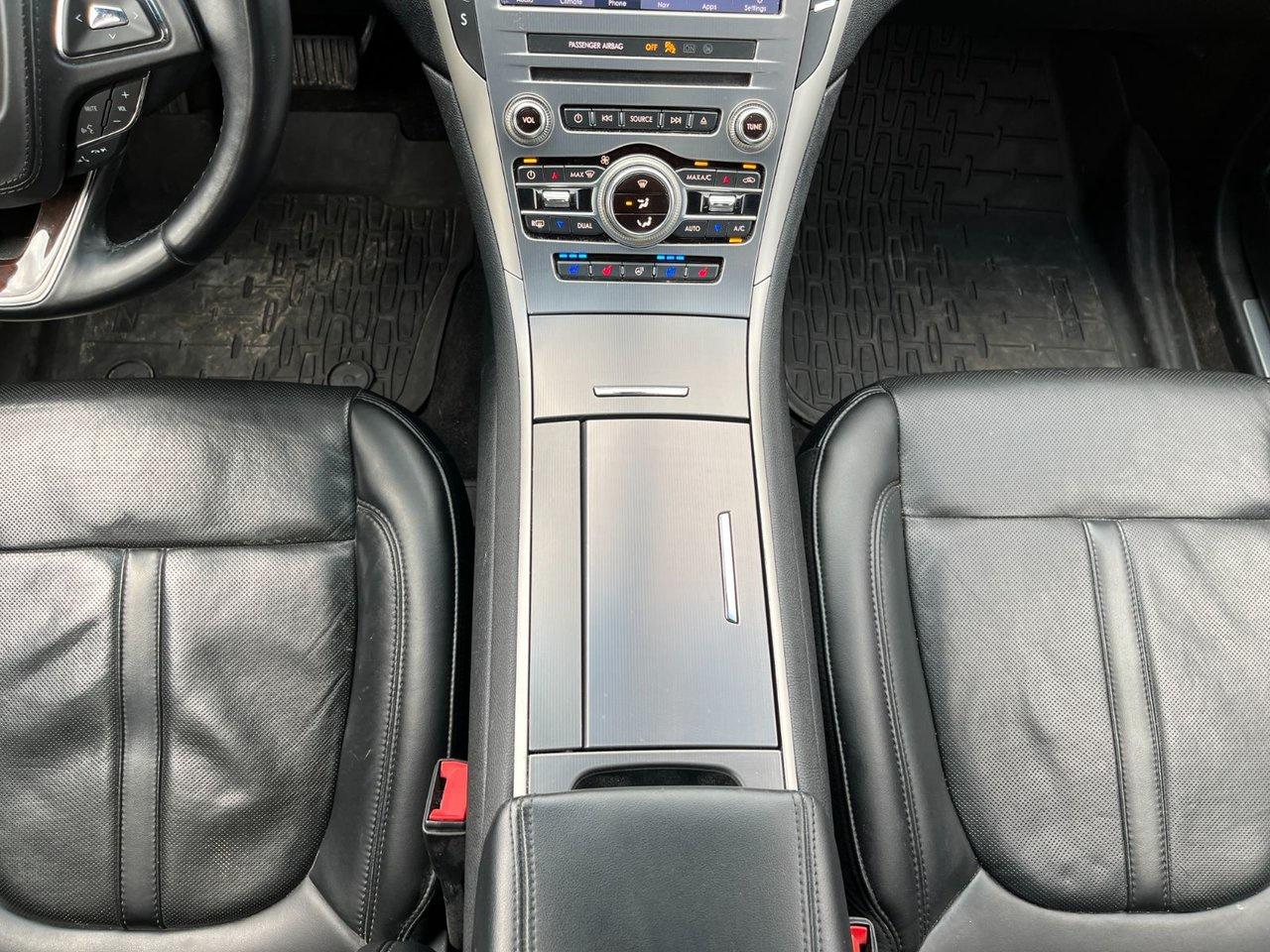 2020 Lincoln MKZ Reserve AWD Photo