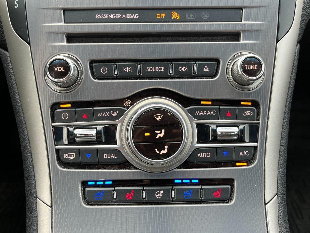 2020 Lincoln MKZ Reserve AWD Photo