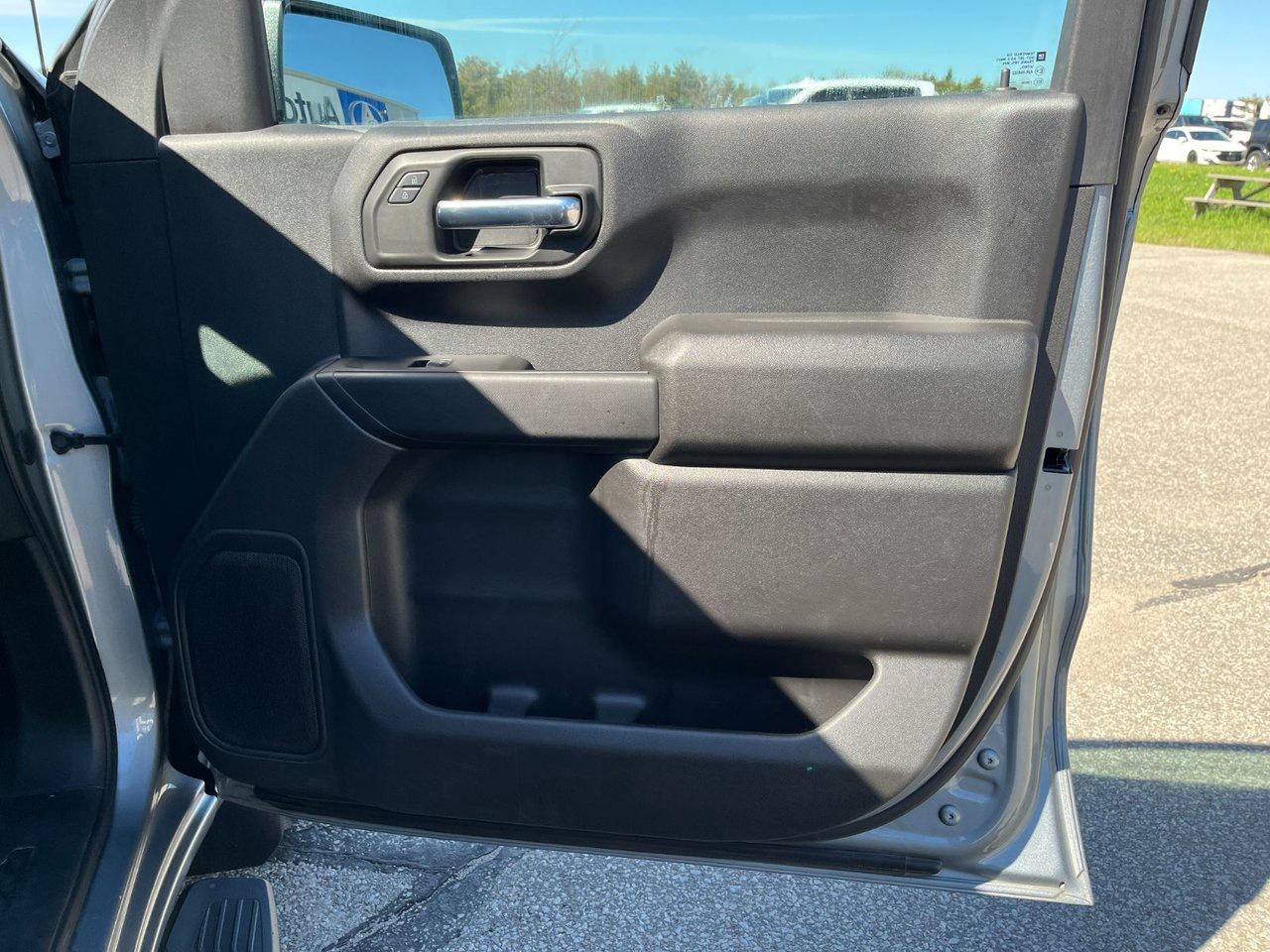 2023 Chevrolet Silverado 1500 4WD Crew Cab 147' Custom Photo
