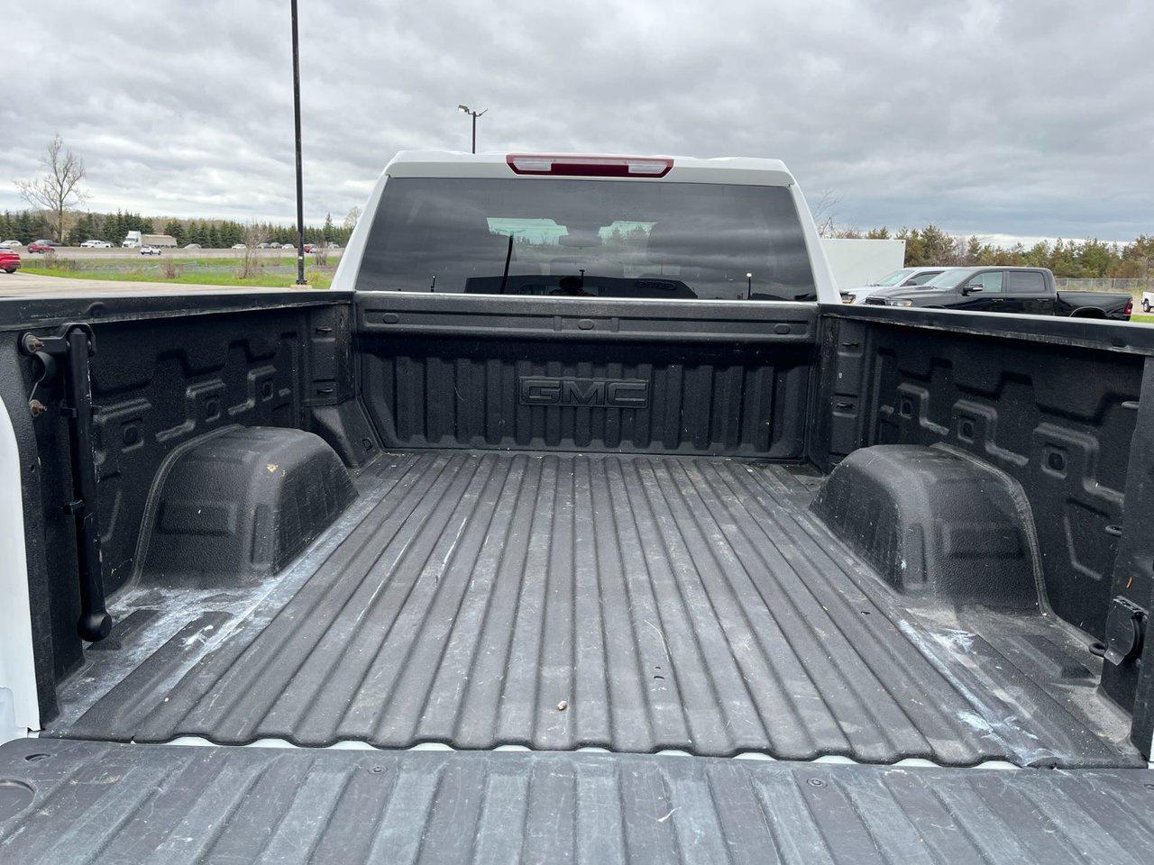2022 GMC Sierra 1500 4WD Crew Cab 157 Elevation Photo