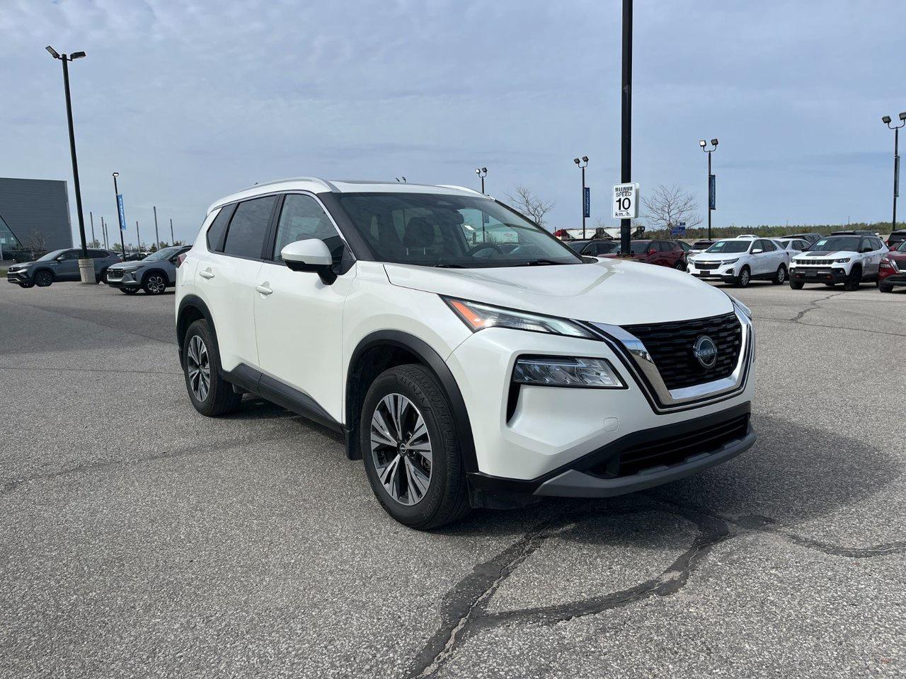 2023 Nissan Rogue AWD SV Moonroof Photo